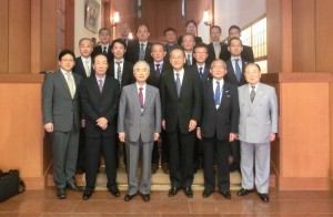 樋口建史 駐ミャンマー日本大使（前列右から3人目) HP6