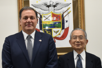 パナマ表敬
