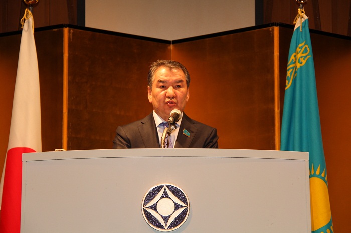 マミ・カザフスタン共和国国会上院議長