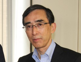 興梠一郎・神田外語大学教授