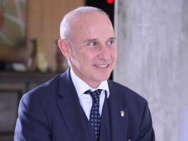 ジョルジョ・スタラーチェ駐日イタリア大使
